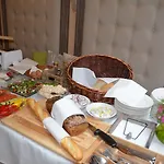 Kolegiacki 4* Poznan