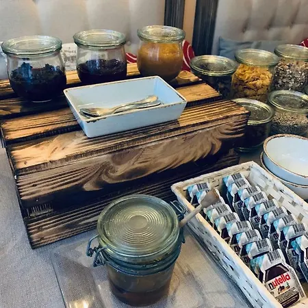 Kolegiacki Szálloda