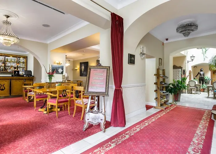 Kolegiacki 4* Poznan