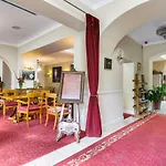 Kolegiacki 4* Poznaň