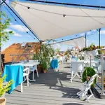 Kolegiacki Hotel Poznaň