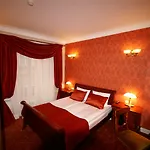 Kolegiacki Hotel Poznaň