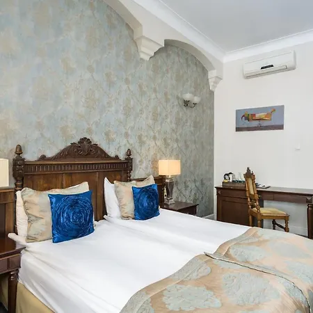 Hotell Kolegiacki