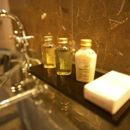 Kolegiacki Hotell
