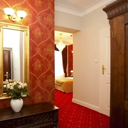 Kolegiacki Hotell 4*