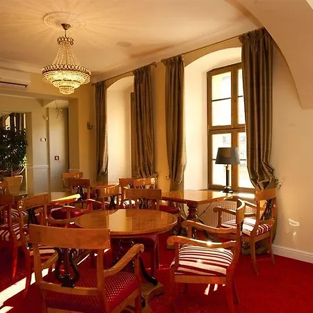 Kolegiacki 4* Poznan