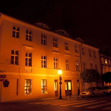 Kolegiacki Hotell 4*
