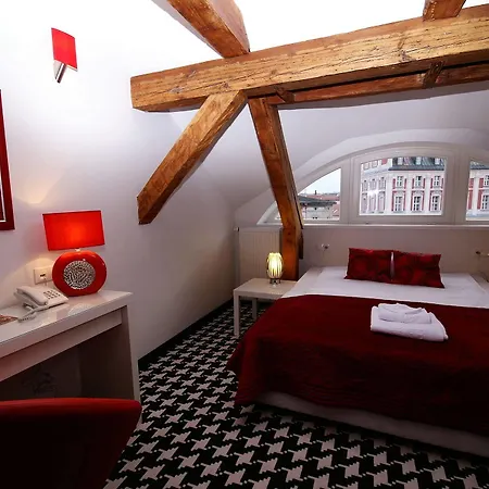 Kolegiacki Hotell