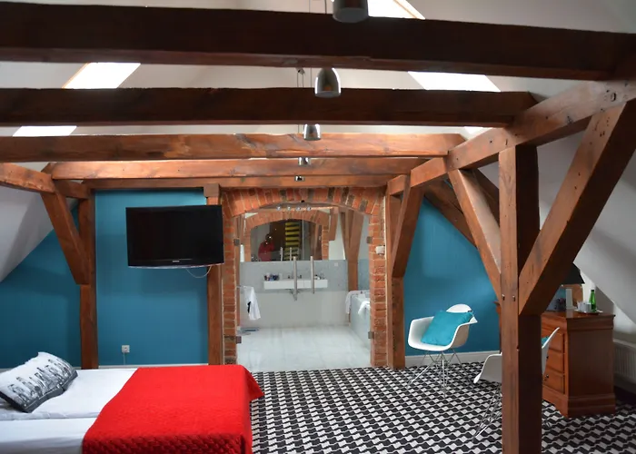 Kolegiacki Hotell Poznań