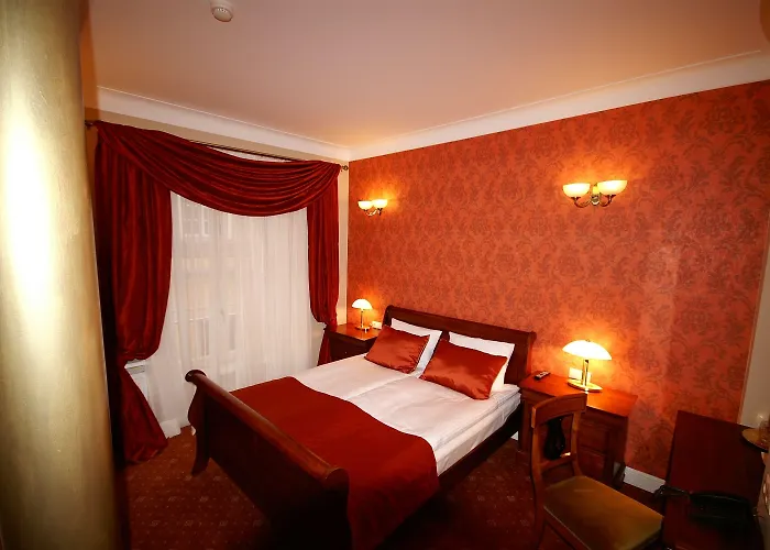 Kolegiacki Hotel Poznań