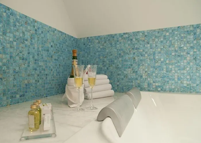 Kolegiacki Hotell 4*