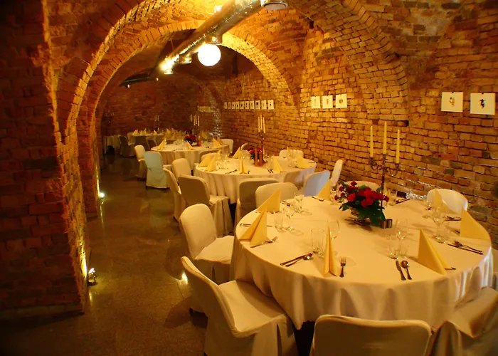 Kolegiacki Hotell 4*