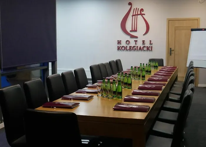 Kolegiacki 4* Poznań